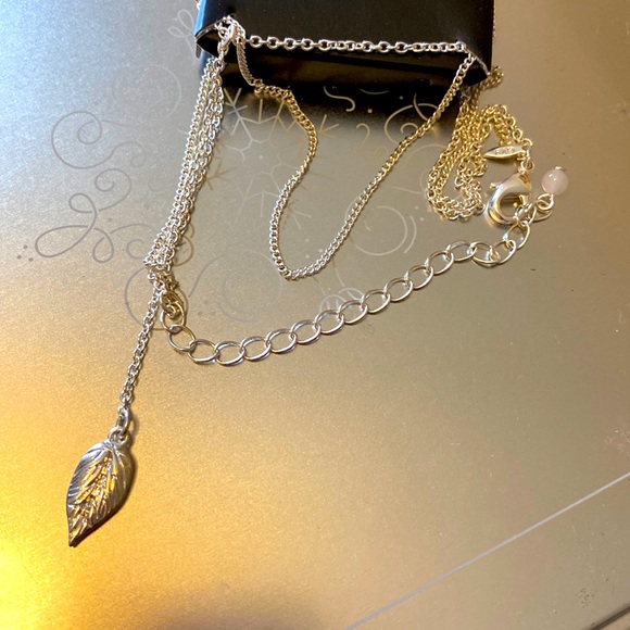 Avon Jewelry - Charmed Y Drop Necklace Leaf